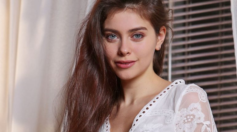 Ivy Kelly Shares Her Experience, Gives Guidance on Detox Supplements for Women