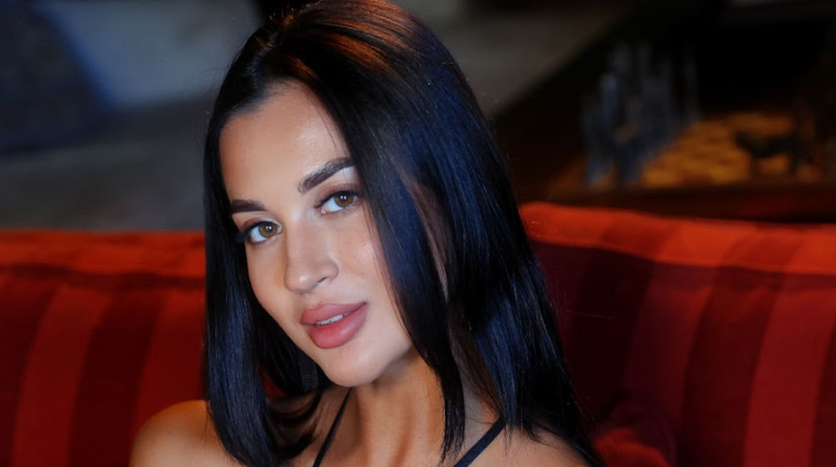 Skincare Dermatology Expert Luna Shares Vitamin C Serum Price Review (2026): What’s Worth It, What’s Overpriced, and How to Choose