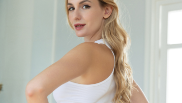 Cosmetic Chemist Aria Shares Exfoliating Toner Price Review in 2026: The “Acid Toner” Budget Map, Best Buys, and What to Skip