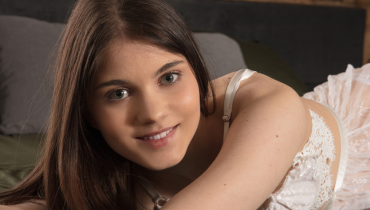 Beauty Journalist Layla Shares 2026 Skincare Routine Budget Breakdown: Real Monthly Costs, Smart Splurges, and What Actually Changes Skin