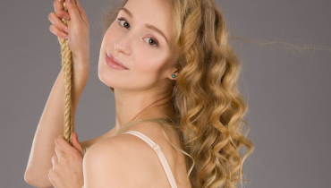 Beauty Advisor Clarissa Rosewyn Explains the Med Spa Red Flags Women Should Watch Before Booking